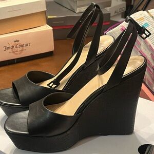 Aldo comfortable wedges